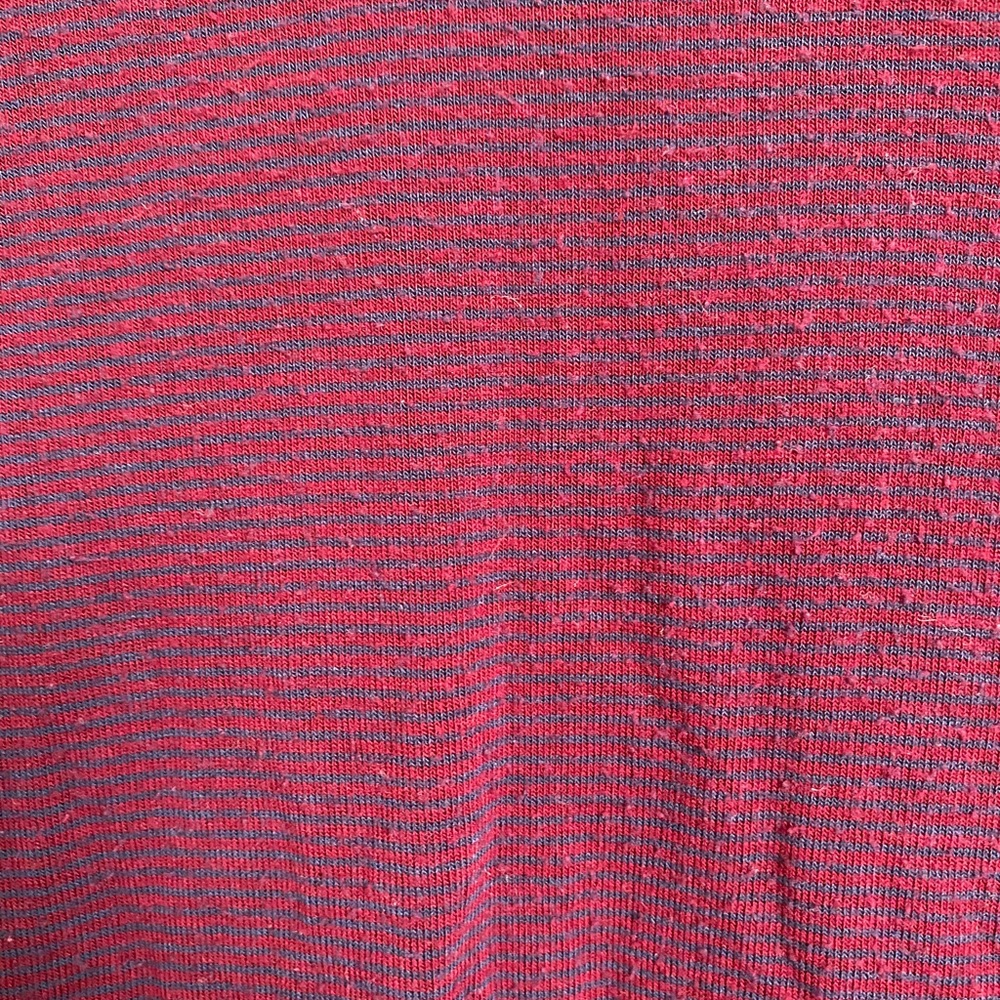 Brandy Melville t shirt - Picture 3 of 4